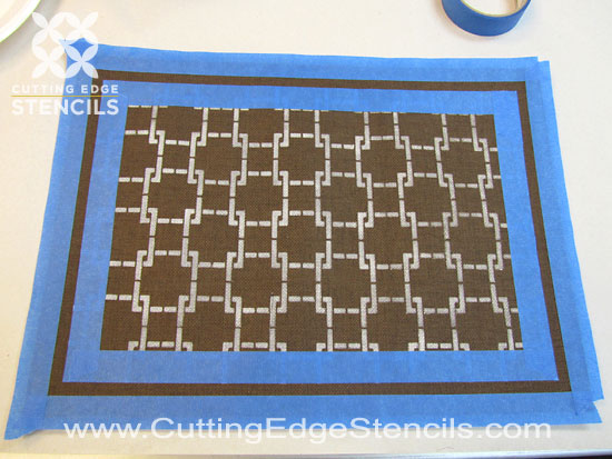 Stenciled placemats DIY home decor project