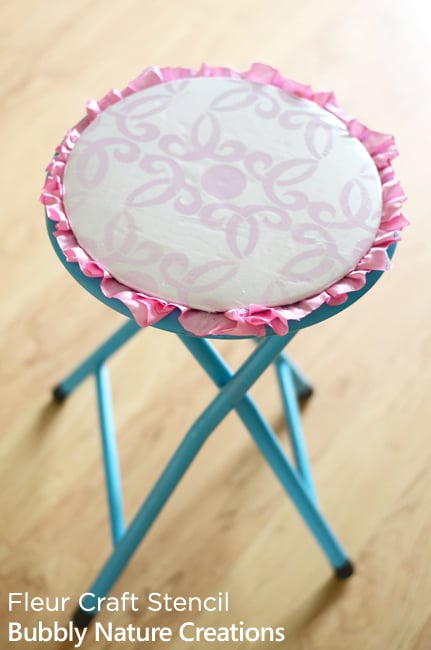 Add the Fleur Craft Stencil from Cutting Edge Stencil to create the perfect DIY stool! http://www.cuttingedgestencils.com/Fleur-Craft-Stencil-Kathy-Peterson.html