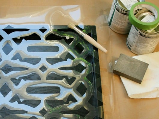 Learn how to stencil a wooden tray using the Trellis Allover pattern from Cutting Edge Stencils. http://www.cuttingedgestencils.com/allover-stencil.html