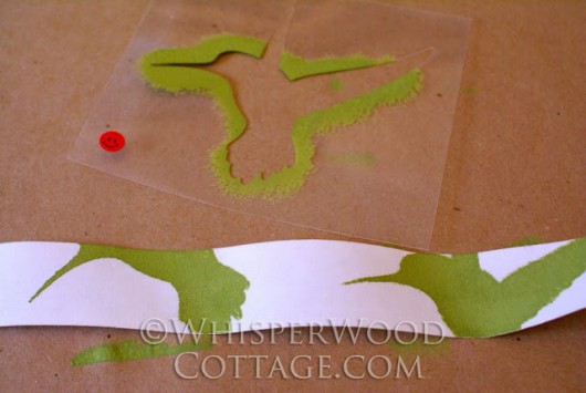 Cutting Edge Stencils shares how to stencil a DIY candle wrap as a holiday gift. http://www.cuttingedgestencils.com/wall-stencil-branch.html