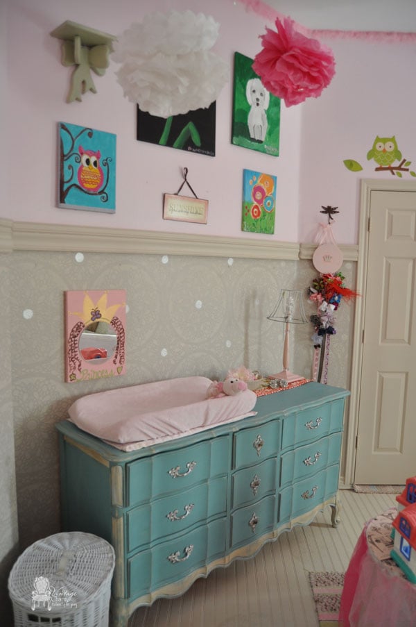 A Stenciled little girls' room using the Charlotte Allover Stencil from Cutting Edge Stencils. http://www.cuttingedgestencils.com/charlotte-allover-stencil-pattern.html