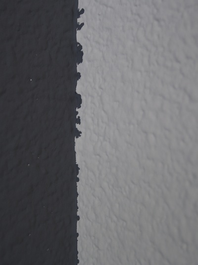 Stenciling tips and tricks for a textured wall.  http://www.cuttingedgestencils.com/heritage-grill-allover-stencil.html