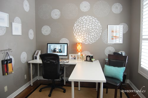 A stenciled office makeover using the Zinnia Grande pattern. http://www.cuttingedgestencils.com/flower-stencil-zinnia-wall.html