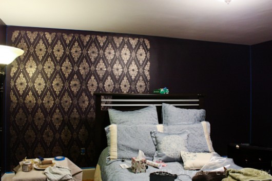 Stenciling the Diamond Damask wall pattern in gold on a bedroom accent wall. http://www.cuttingedgestencils.com/damask-stencil-pattern.html
