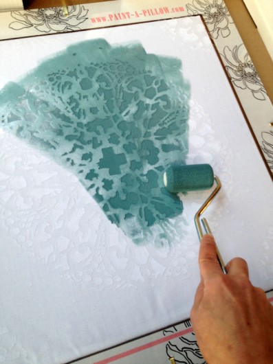 Stenciling an easy DIY accent pillow using the Antico Paint-A-Pillow kit. http://paintapillow.com/index.php/antico-paint-a-pillow-kit.html