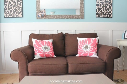 A DIY spring inspired painted pillow using the Anemone Blossom stencil from Paint-A-Pillow. http://paintapillow.com/index.php/anemone-blossom-paint-a-pillow-kit.html