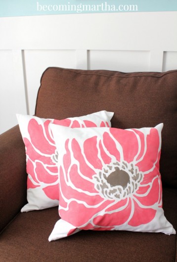A DIY spring inspired painted pillow using the Anemone Blossom stencil from Paint-A-Pillow. http://paintapillow.com/index.php/anemone-blossom-paint-a-pillow-kit.html 