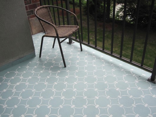 A DIY painted and stenciled concrete balcony with the Chain Link Allover Stencil. http://www.cuttingedgestencils.com/link-stencil-pattern.html