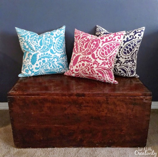 DIY accent pillows in springtime hues using the Paisley Paint-A-Pillow. http://paintapillow.com/index.php/paisleys-paint-a-pillow-kit.html