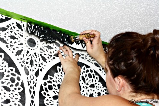 Stenciling tutorial for a DIY accent wall in black and white using the Charlotte Allover Stencil. http://www.cuttingedgestencils.com/charlotte-allover-stencil-pattern.html