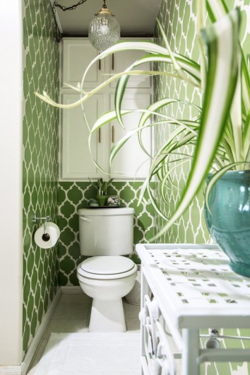 A DIY stenciled bathroom/laundry room that uses the Casablanca Allover Stencil to achieve a wallpaper look. http://www.cuttingedgestencils.com/allover-stencils.html