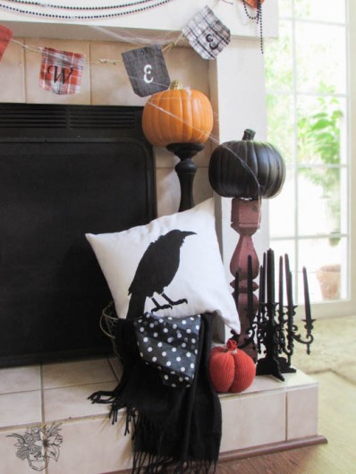 A DIY stenciled Halloween accent pillow using the Crow Stencil Kit. http://www.cuttingedgestencils.com/crow-stencil-design-halloween-home-decor-diy-pillow-kit.html