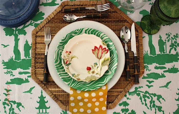 A DIY emerald green stenciled tablecloth using the Secret Garden Toile Stencil from Cutting Edge Stencils. http://www.cuttingedgestencils.com/garden-toile-stencil-chinoiserie-wallpaper.html