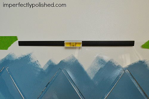Learn how to stencil a bathroom using the Harlequin Trellis Allover Stencil from Cutting Edge Stencils. http://www.cuttingedgestencils.com/trellis-stencil-harlequin.html
