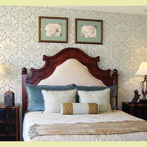 Damask-anna-stencil-bedroom