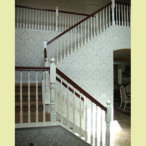 Damask-stenciled-foyer