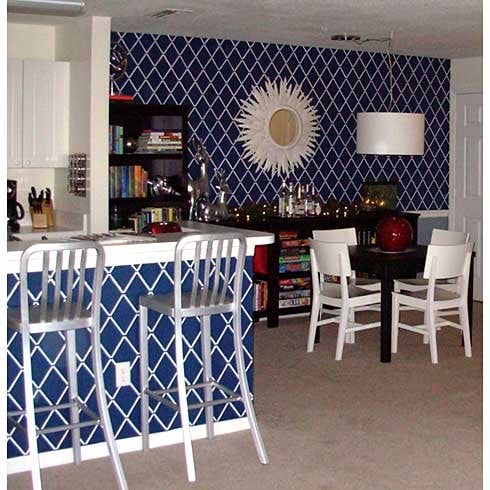 Harlequin-Trellis-Stenciled-kitchen