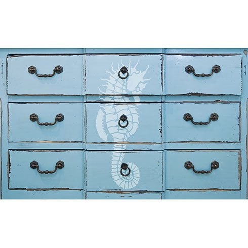 Seahorse-stenciled-furniture-beach-designs