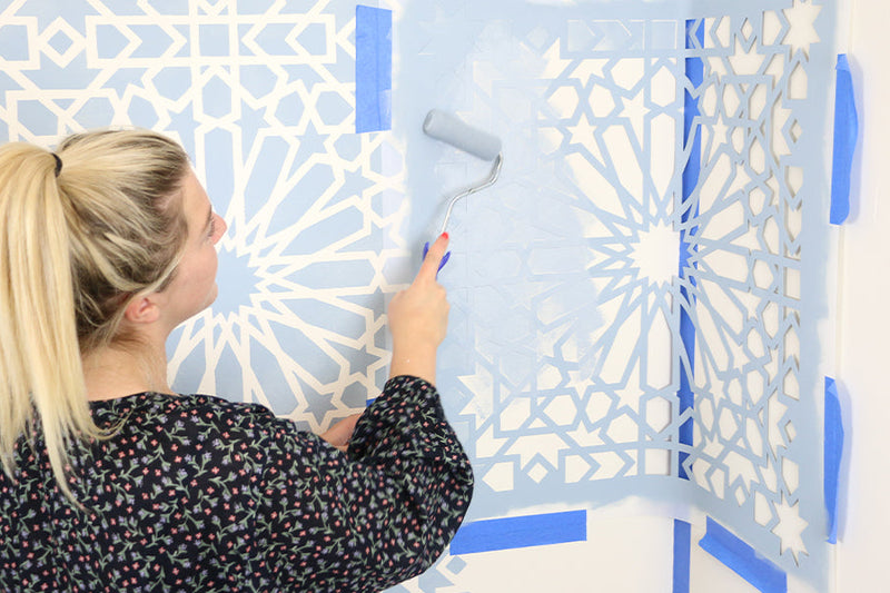 stenciling a corner 