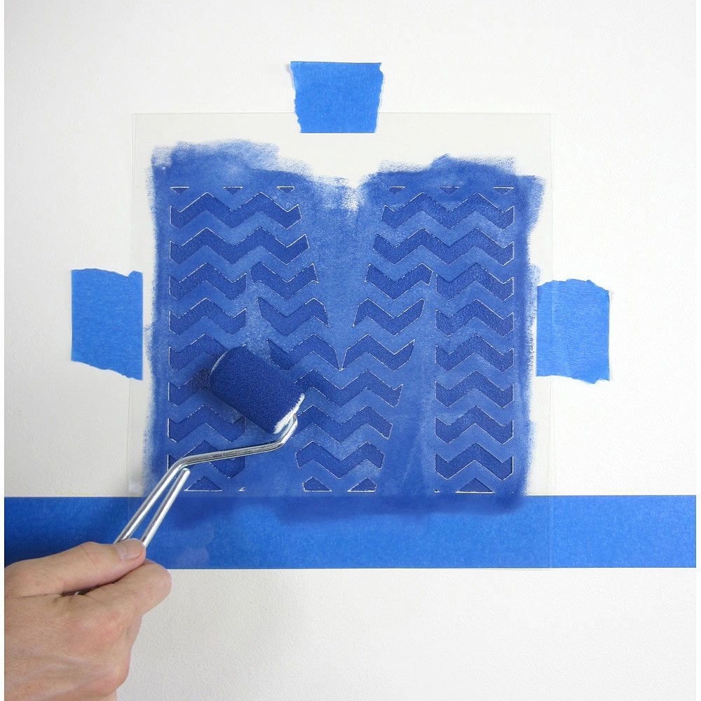 Stencil-letter-how-to-stencil