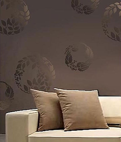 lieaf vine stenciled wall