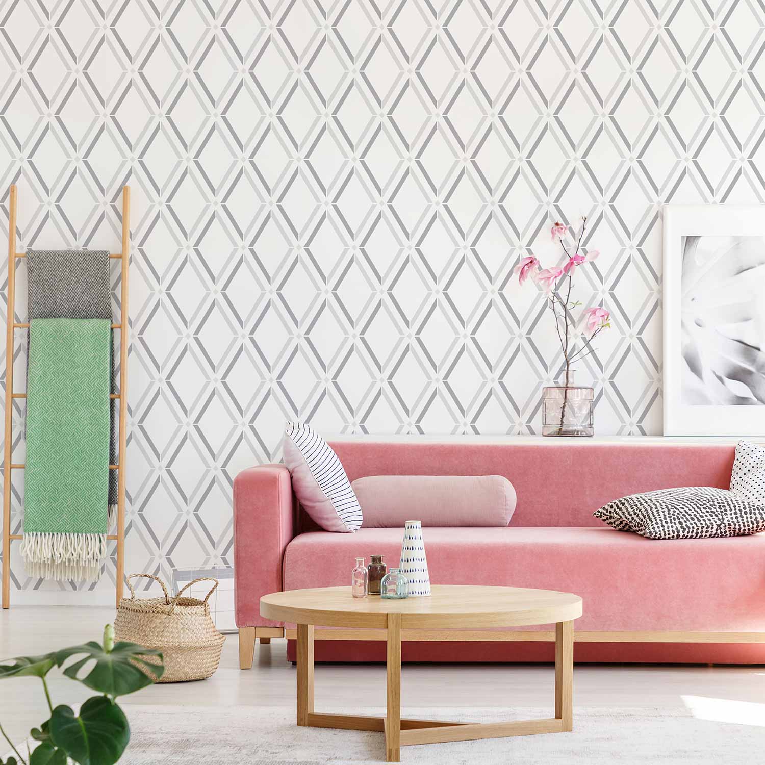 diamond trellis stencil