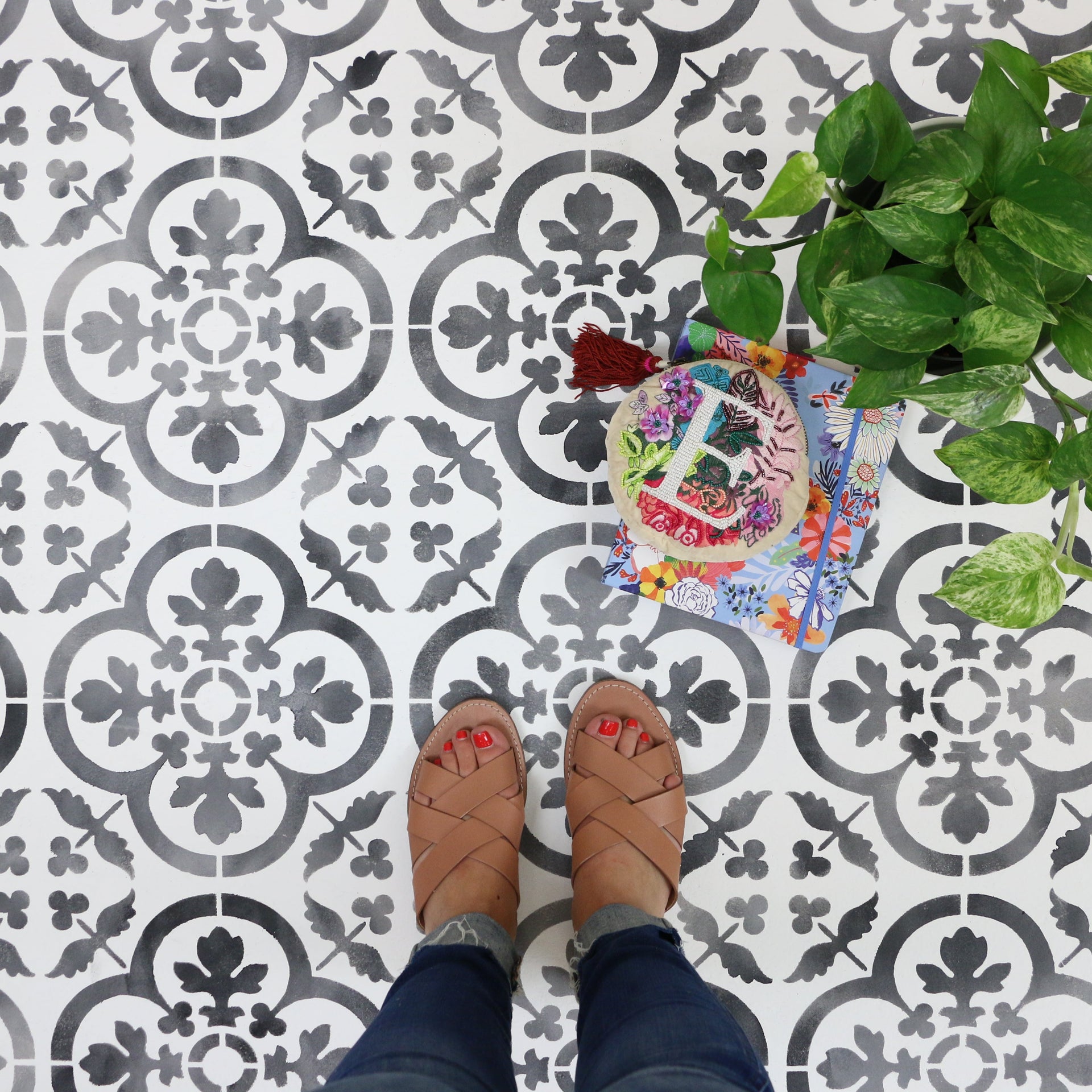 color washed black and white felicity tile floor stencil