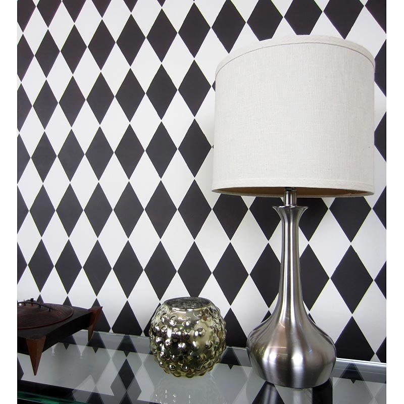 harlequin-stencil-pattern-DIY-wall-decor