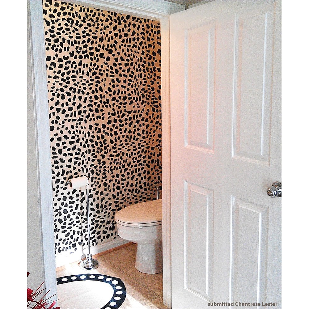 leopard-skin-stencil-pattern-wall-decor