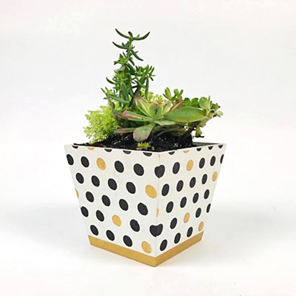 polka-dot-craft-stencil-ikea-flower-pot-tutorial-gold-black-diy