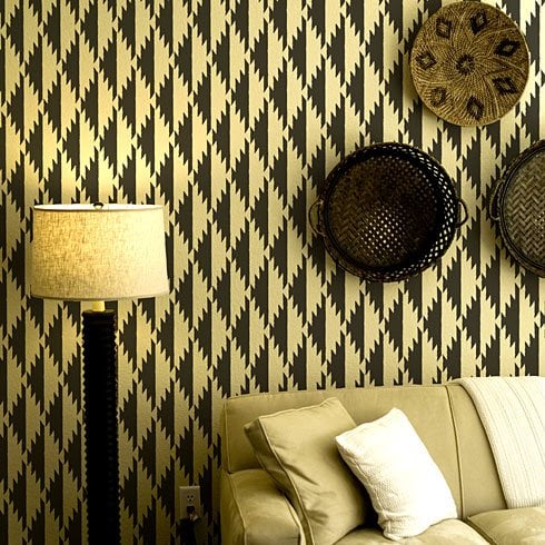 wall-design-navajo-pattern-DIY-decor.jpg